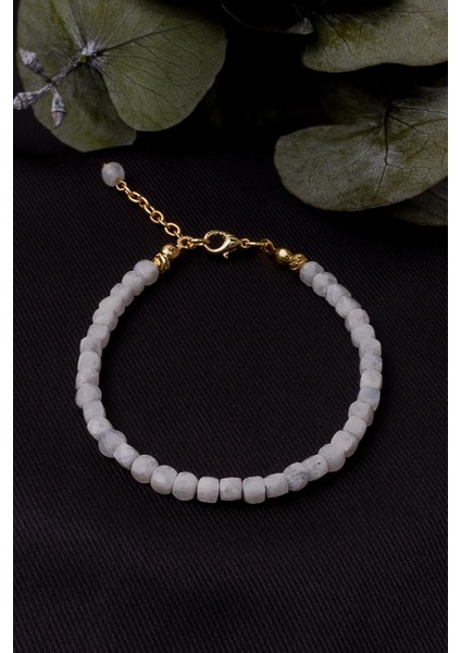 Beyaz Ay Taşı Bileklik, Şık ve Doğal Taş Tasarımıyla Tarzınıza Zarif Dokunuş