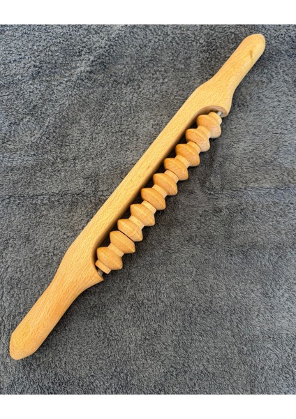 Doğal Ahşap Masaj Aleti ile Sıkılaştırıcı ve Lenf Drenaj Etkisi