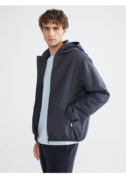 Yeni Sezon Standart Kalıp Kapüşonlu Erkek Mont