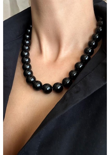 Büyük Inci Detaylı Zarif Siyah Kolye, Şıklığa Şıklık Katar modelleri