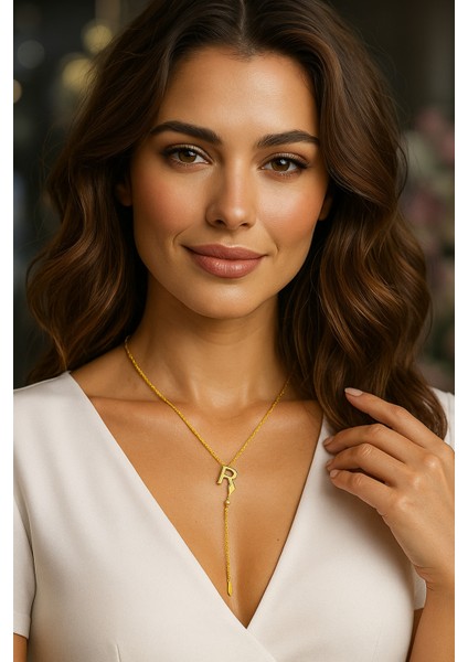 Isme Özel Harfli Kadın Gümüş Kolye, Şık ve Anlamlı Takı Seçeneği