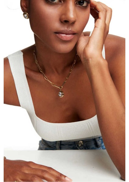 Şık Zirkon Charm Zincir Kolye, Parlak ve Zarif Tasarım, Günlük ve Özel Gün Kullanımı fırsatları