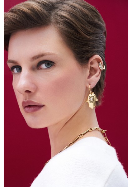 Şık Zirkon Charm Zincir Kolye, Parlak ve Zarif Tasarım, Günlük ve Özel Gün Kullanımı