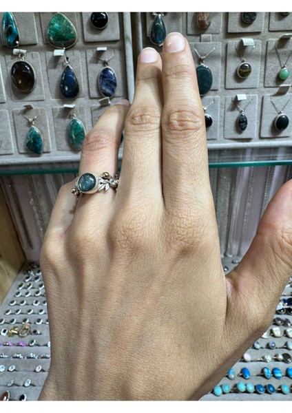 Mavi Labradorit Taşlı Gümüş Yüzük 925 Ayar, Şık ve Doğal Tasarım fiyatları