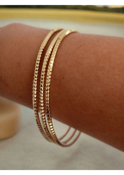 Şık 316L Altın Kaplama Kararmaz Bilezik, 6.2 Cm, Kendinden Simli, Tarzınıza Zarif Dokunuş indirimleri