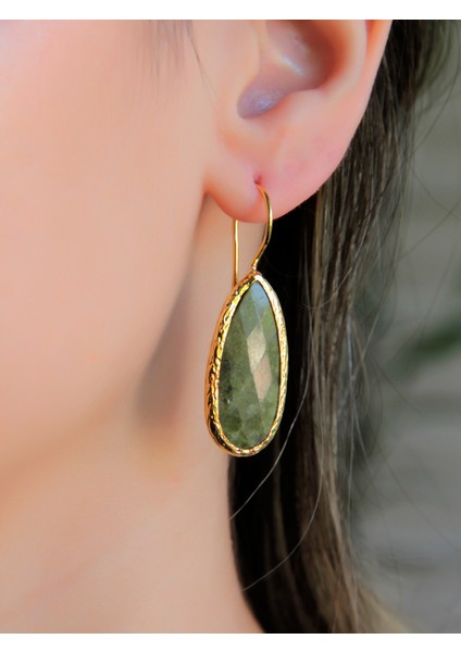 Yeşil Doğal Taşlı Kadın Küpe, Zarif ve Şık Takı Seçeneği fiyatları