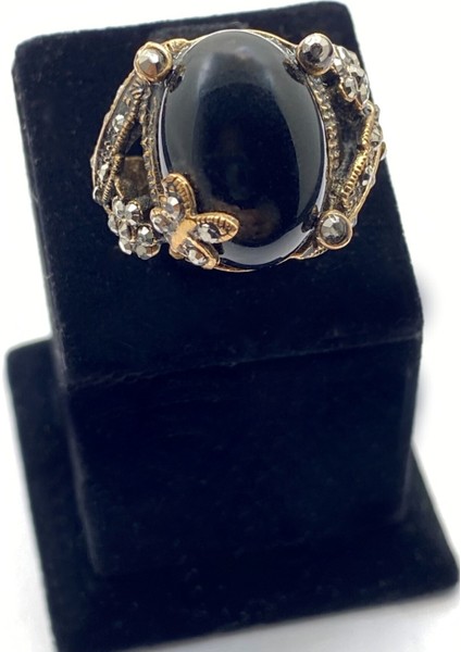 Parlak Akik Yüzük, Şık ve Zarif Takı Seçeneği fiyatları