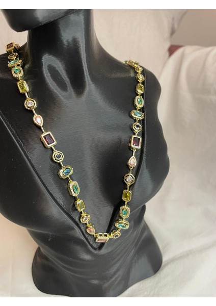 Renkli Taşlı Geometrik Şık Kadın Kolye, Zarif ve Modern Takı Tasarımı fiyatları