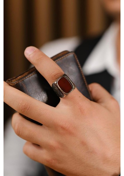 El Işçiliği Akik Taşlı Gümüş Yüzük, Zarif ve Şık Takı Seçeneği fırsatları