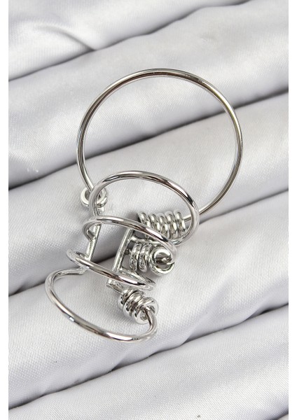 Pirinç Halkalı Model Gümüş Renk Kıkırdak Küpe - TJ-BKP11059