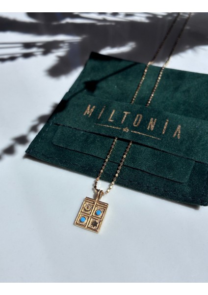 Kare Tasarım 925 Ayar Gümüş Şık Kolye, Zarif ve Modern Tasarım.