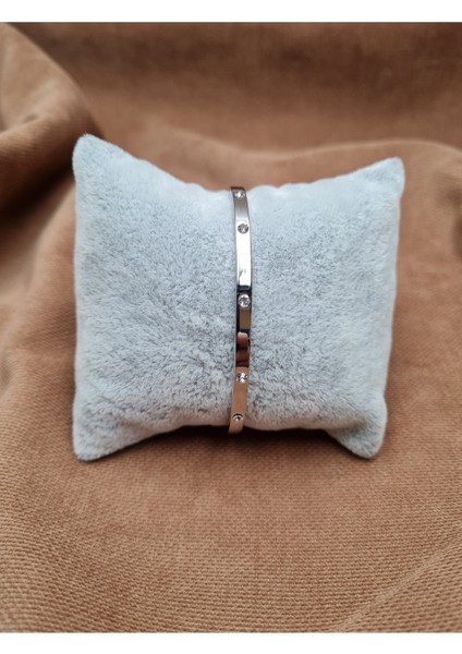 Kadın Taşlı Ince Zarif Kelepçe Bileklik Gümüş Şıklık