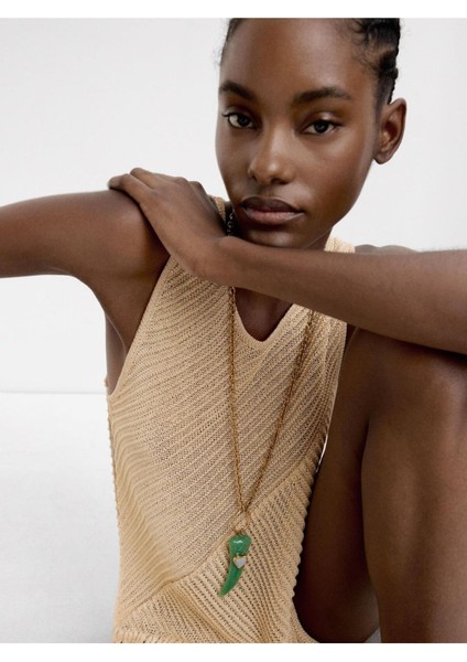 Renkli Taşlı Uzun Kolye, Şık ve Zarif Takı Seçeneği