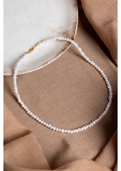 Doğal Taş ve Inci Gümüş Kapama Kolye Beyaz Renk modelleri