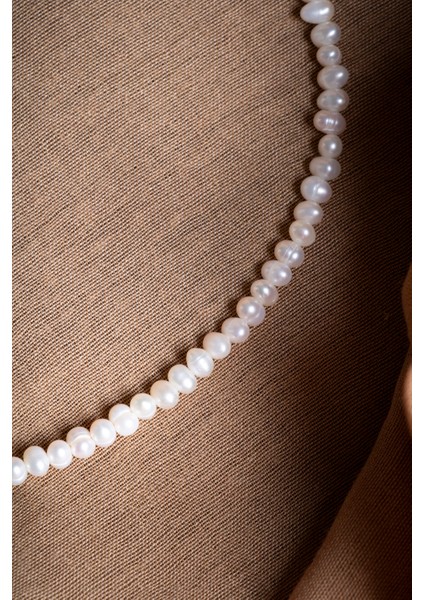 Doğal Taş ve Inci Gümüş Kapama Kolye Beyaz Renk fırsatları