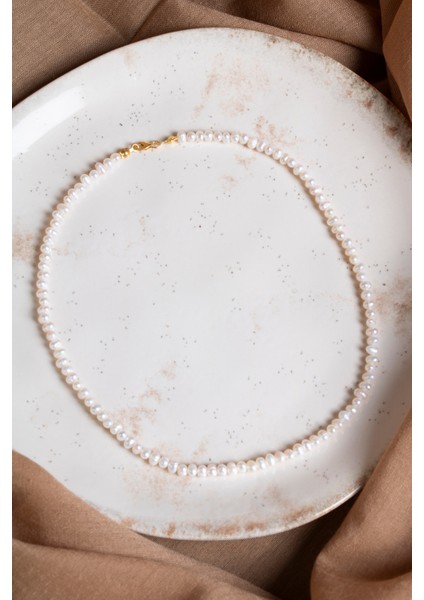 Doğal Taş ve Inci Gümüş Kapama Kolye Beyaz Renk