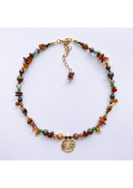 Renkli Sonbahar Kolyesi, Şık ve Canlı Takı, Zarif Aksesuar