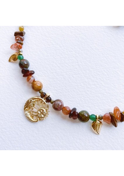 Renkli Sonbahar Kolyesi, Şık ve Canlı Takı, Zarif Aksesuar