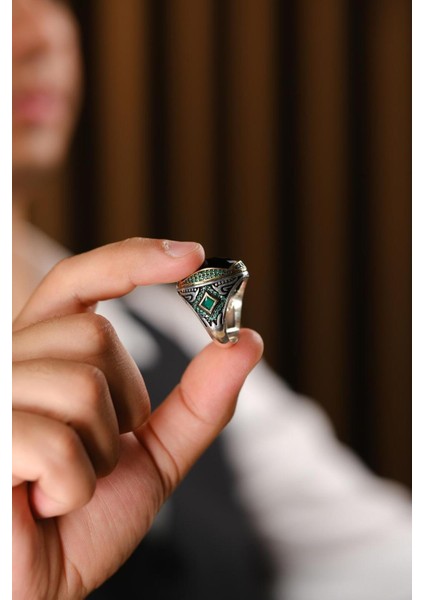 El Işçiliği Yeşil Taşlı 925 Ayar Gümüş Yüzük fırsatları