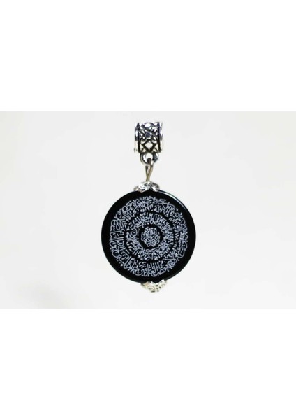 Siyah Akik Taşı Kolye Ucu, Zarif ve Şık Takı Parçası