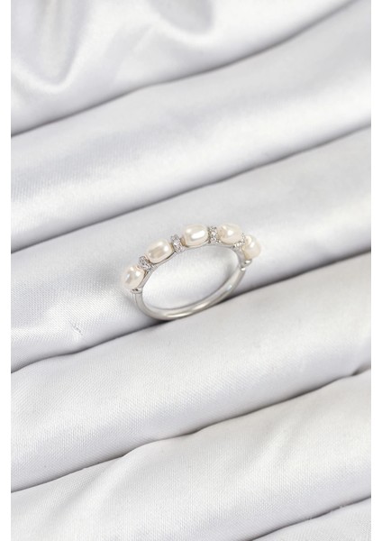 Bfs Pirinç Gümüş Renk Sıralı Incili Kadın Yüzük