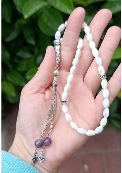 Beyaz Sedef Ametist 33’lü Arpa Kesim Tesbih Püskül ile Şıklık ve Zarafet fiyatları