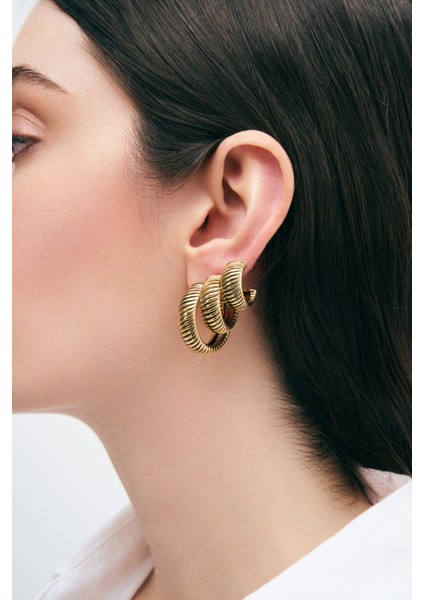 Şık Altın Kaplama Halka Iğneli Küpe, Zarif ve Modern Takı Seçeneği modelleri