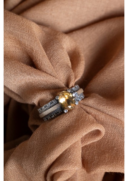 Doğal Sitrin Taşlı 925 Ayar Gümüş Yüzük, Şık ve Zarif Takı Seçeneği