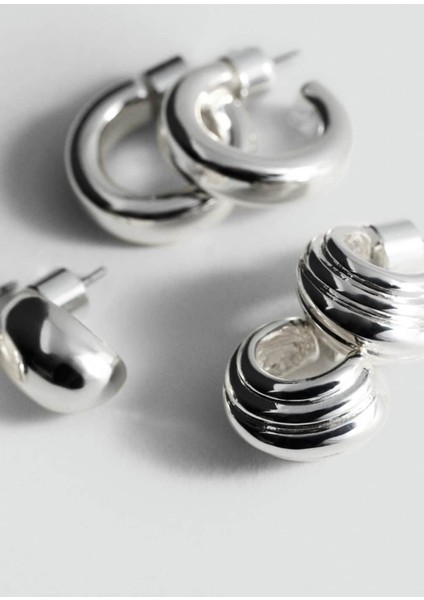 Şık ve Parlak Karma Gümüş Küpe Seti, Tarzınıza Zarif Dokunuşlar Katacak.