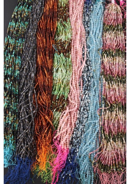 Çok Renkli Sertifikalı Krizoprasi Bileklik 4 Mm, Şıklık ve Enerji Dolu Tasarım fırsatları