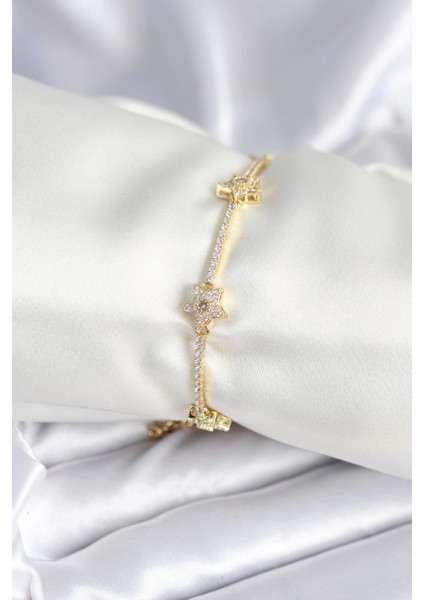 Bfs Pirinç Gold Renk Yıldız Model Kadın Bileklik