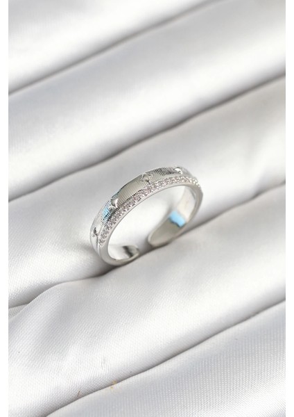 Bfs Gümüş Renk Şerit Zirkon Taşlı Kadın Yüzük