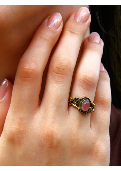 Doğal Taş Pembe Kuvars Antik Işlemeli Kadın Yüzük, Ayarlanabilir, Şık ve Zarif