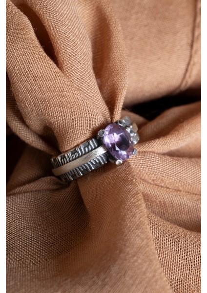 Mor Ametist Doğal Taş 925 Ayar Gümüş Şık Yüzük modelleri