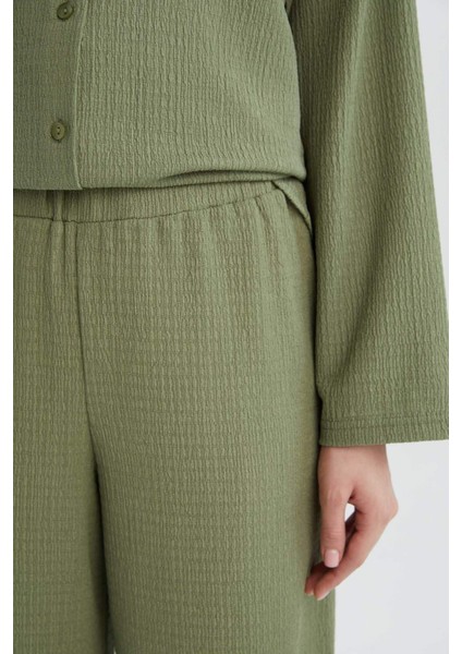 Straight Fit Beli Lastikli Basic Düz Bürümcük Geniş Paça PANTOLON D7522AX25SP indirimleri