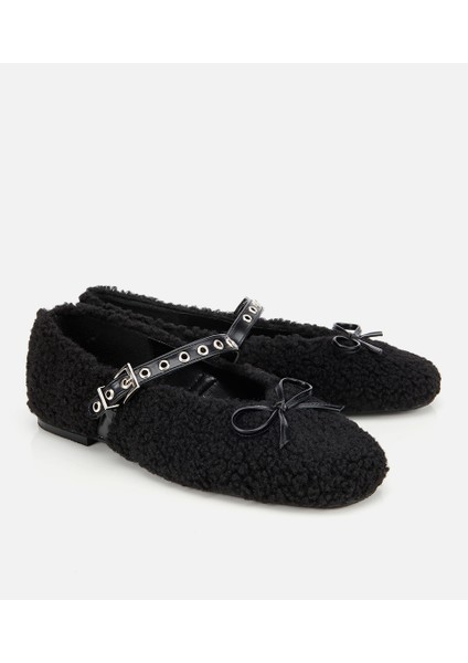 01AYH314660A100 KADIN Siyah Peluş Kürklü Zımbalı Babet fiyatları