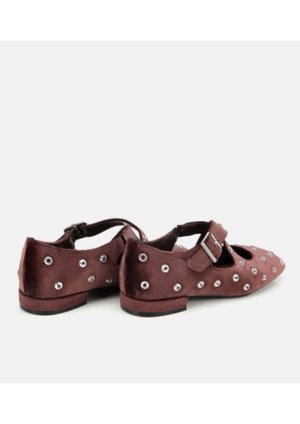 01AYH314680A480 KADIN Kahverengi Kadife Taşlı Çapraz Bantlı Babet fırsatları