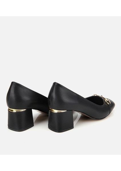 01AYH314840A100 KADIN Siyah Gold Tokalı Kalın Topuklu Ayakkabı fırsatları