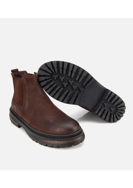 02BOH314200A480 ERKEK Nubuk Deri Kahverengi Lastik Detaylı Chelsea Bot
