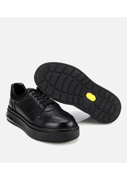 02AYH314130A100 ERKEK Deri Siyah Esnek Tabanlı Comfort Spor Ayakkabı
