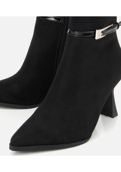 01CIH315200A100 KADIN Süet Siyah Tokalı Ince Topuklu Bot modelleri