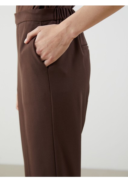 Yeni Sezon Beli Lastikli Standart Fit Kadın Pantolon modelleri