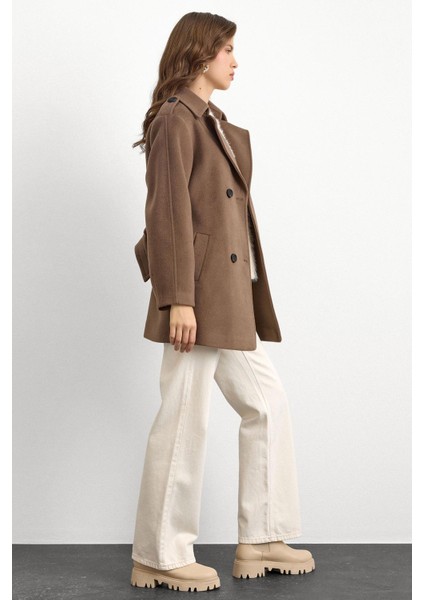 Apolet Detaylı Oversize Kısa Kaban VİZON 3149