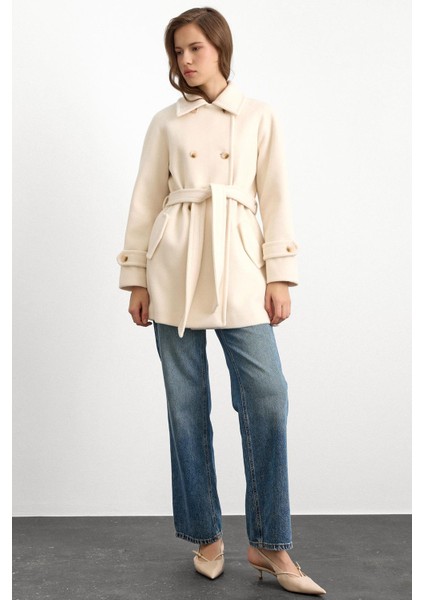 Reglan Kol Kruvaze Kısa Kaban EKRU 3150 modelleri