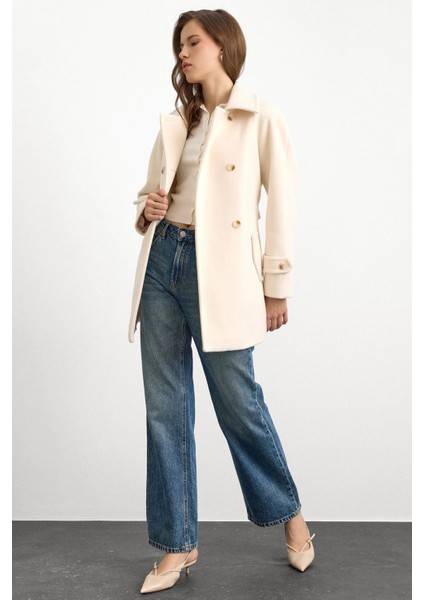 Reglan Kol Kruvaze Kısa Kaban EKRU 3150 fırsatları