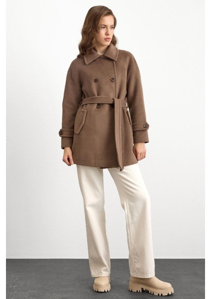 Reglan Kol Kruvaze Kısa Kaban VİZON 3150