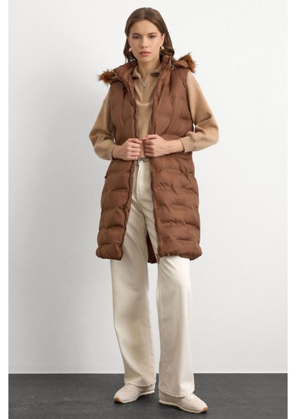 Çıkabilir Kapüşonlu Desenli Şişme Yelek Taba 8210