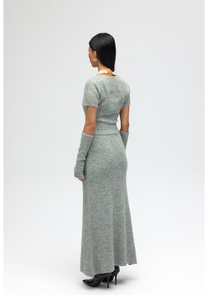 Lumi Gül Detay Gri Crop Etek Triko Takım fırsatları