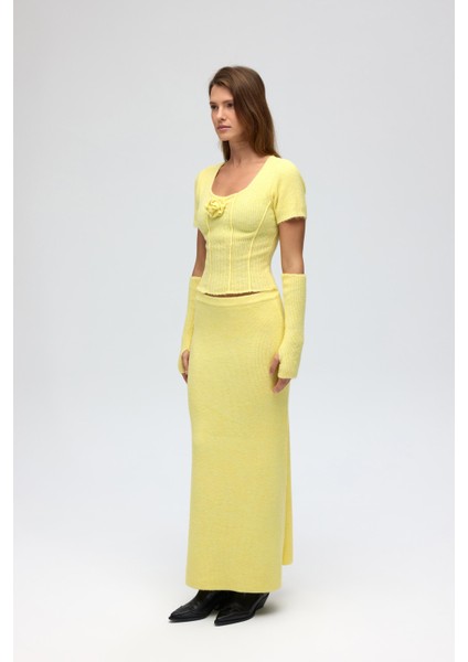 Lumi Gül Detay Sarı Crop Etek Triko Takım modelleri