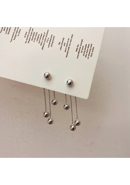 ADORE-A-818 Gümüş Metal Top Püsküllü Kadın Küpeleri (Yurt Dışından) fiyatları